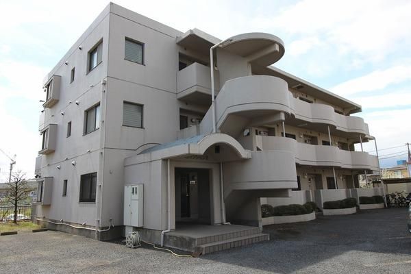 内田マンション２ 8.8万円 　3DK 　51ｍ2 ＪＲ南武線　「稲城長沼駅」　徒歩5分　賃貸物件では、なかなかない「楽器の演奏の相談が可能」なお部屋。